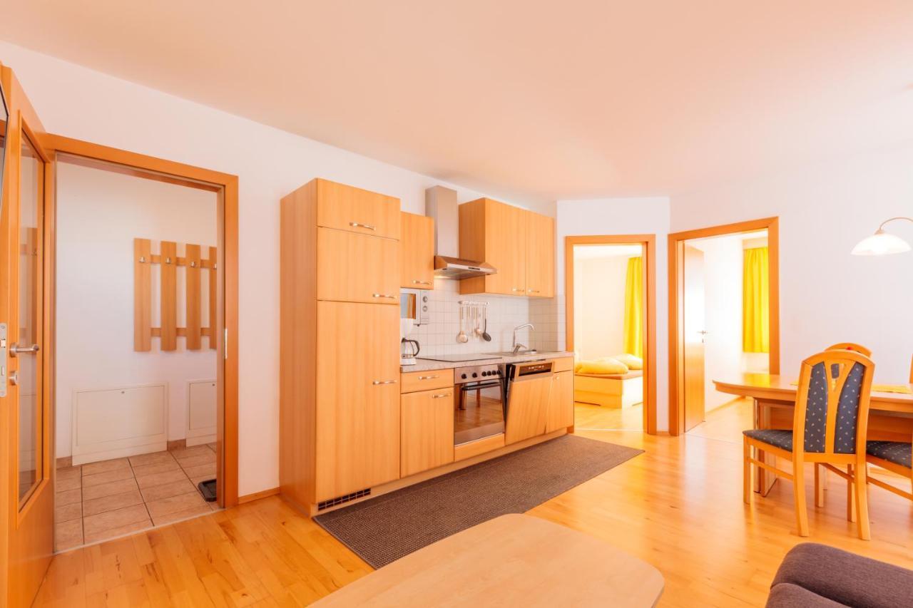 Avenzio Apartment *